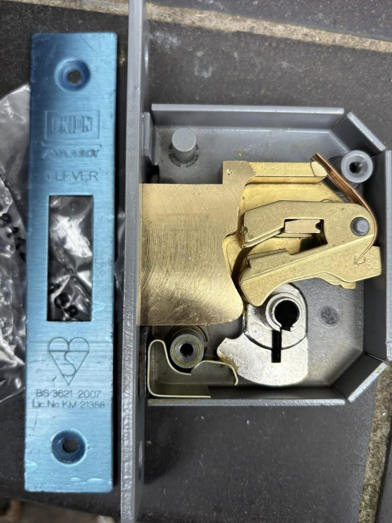 Union Chubb/Assa Abloy 5-Lever Lock mechanism